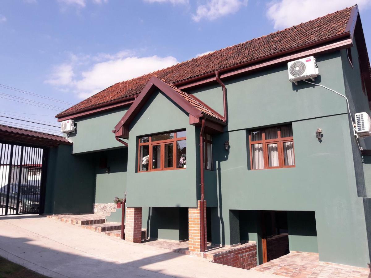 Oravitza Inn 오라비차 외부 사진