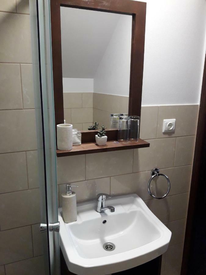 Oravitza Inn 오라비차 외부 사진