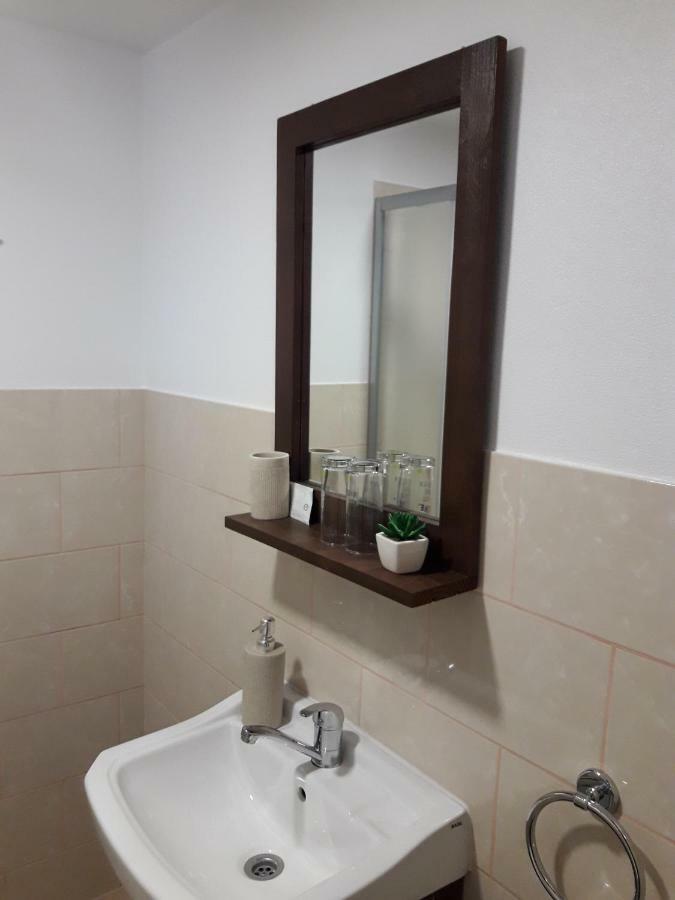Oravitza Inn 오라비차 외부 사진